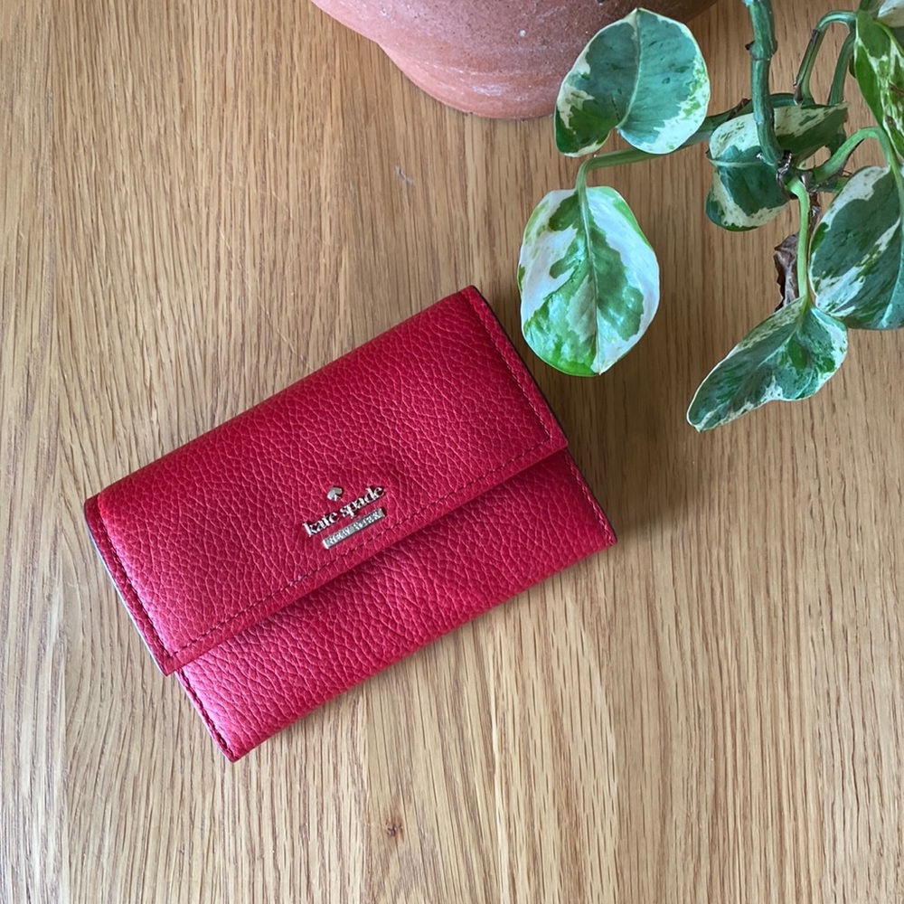 NWOT Kate Spade Jackson Street Meredith Wallet Red